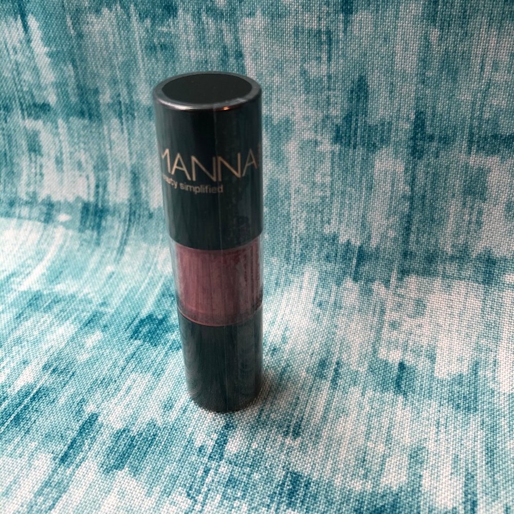 Manna Kadar Cosmetics Lip Whip in Hope